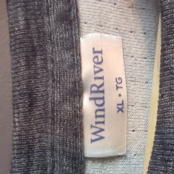Wind River light pullover - Picture 2 of 2
